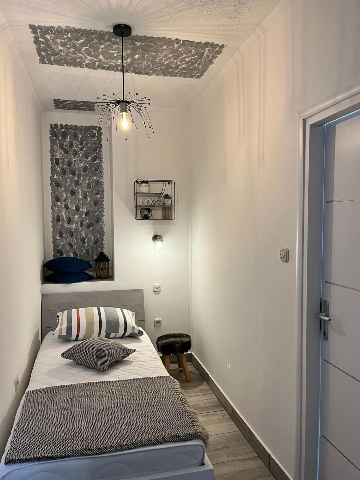 Apartments By The Sea Potocnica, Pag - 222 Novalja Room photo